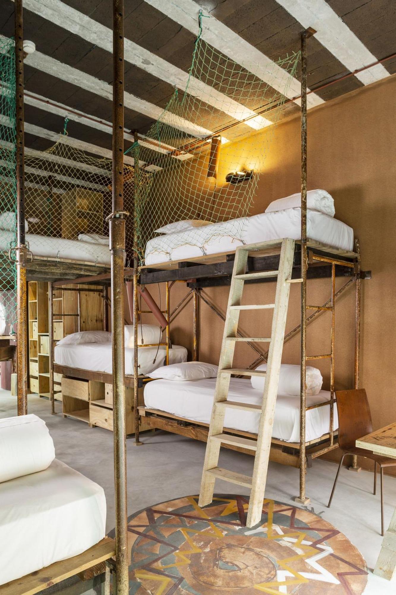圣克鲁斯 Noah Surf House Portugal酒店 外观 照片